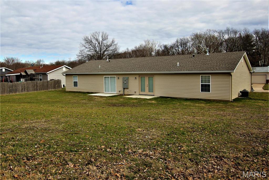 Laura Hills - Residential Lease