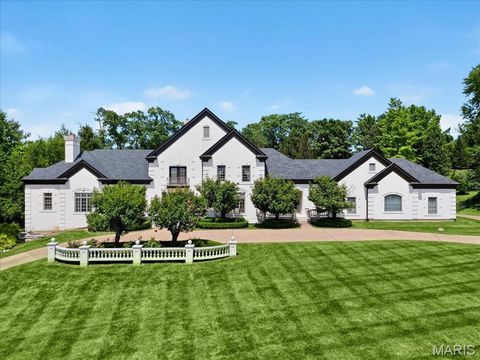 Photo of 13309 Buckland Hall Road, Town and Country, MO 63131 (MLS # 25053086)