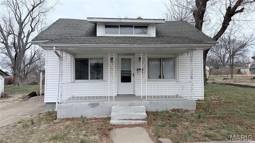 3 bed, 1 bath home with great investment potential! One bedroom on the main level with two upstairs. Property needs TLC but offers many possibilities. Whether you're adding to your rental portfolio, renovating to resell, or building sweat equity for yourself, this could be a great opportunity.