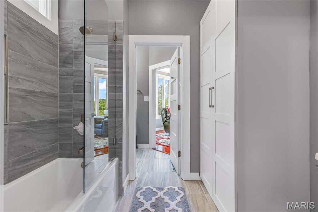 Oakville Woods - Residential