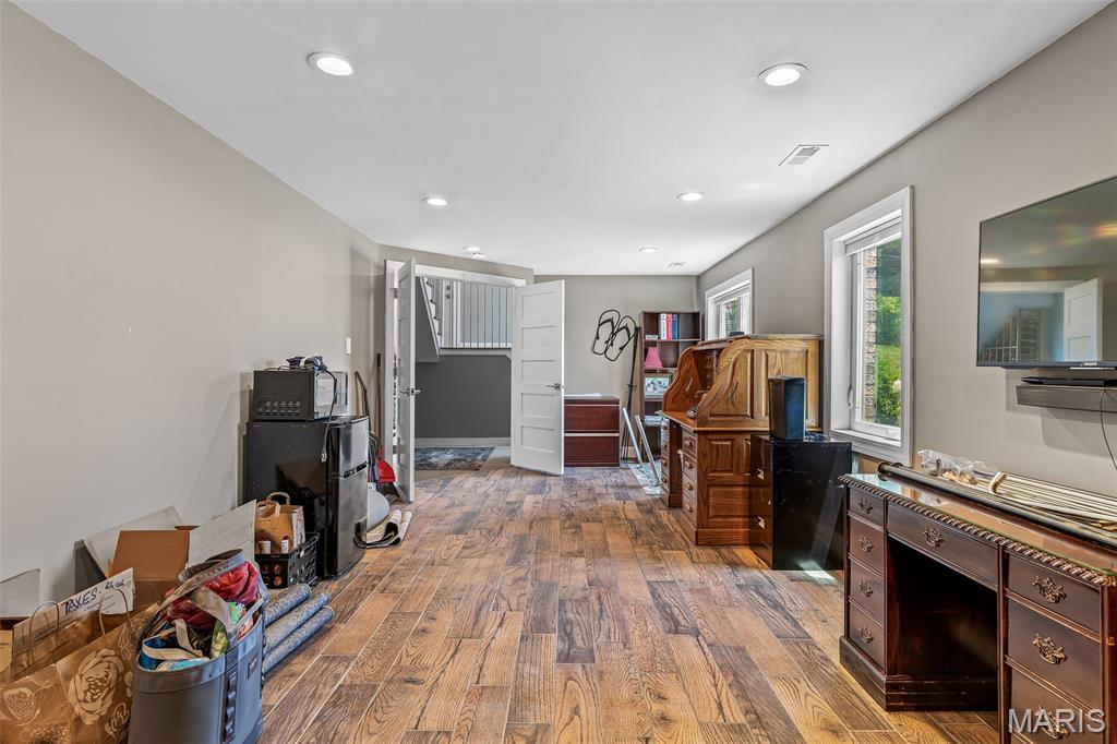 Oakville Woods - Residential