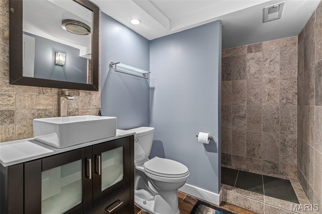 Oakville Woods - Residential