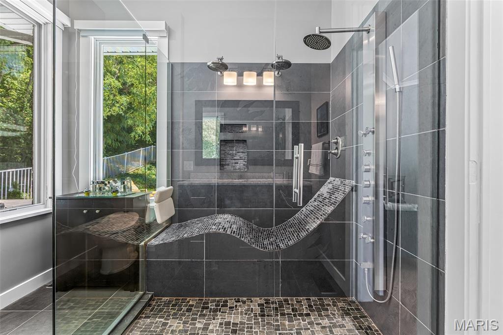 Oakville Woods - Residential