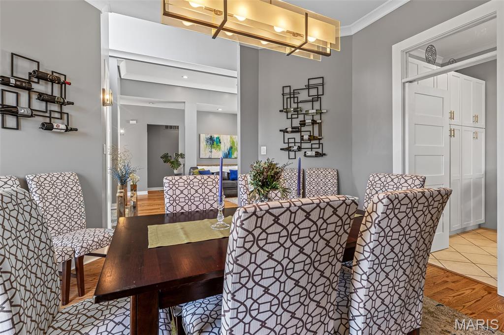 Oakville Woods - Residential