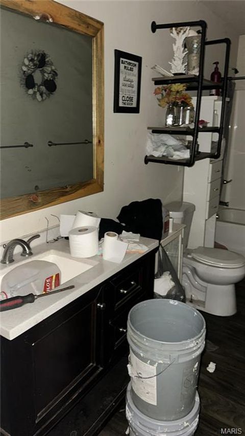 Tiny photo for 330 Julie Court, Elsberry, MO 63343 (MLS # 25057421)