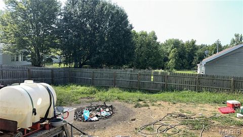 Tiny photo for 330 Julie Court, Elsberry, MO 63343 (MLS # 25057421)