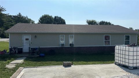 Tiny photo for 330 Julie Court, Elsberry, MO 63343 (MLS # 25057421)