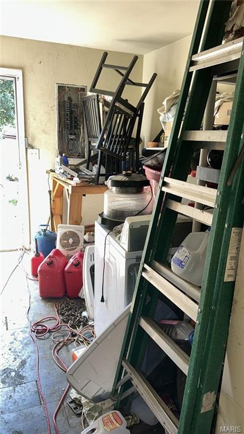 Tiny photo for 330 Julie Court, Elsberry, MO 63343 (MLS # 25057421)
