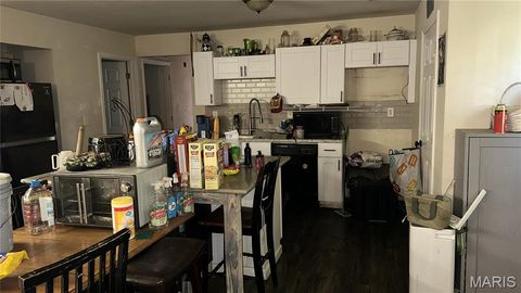 Tiny photo for 330 Julie Court, Elsberry, MO 63343 (MLS # 25057421)
