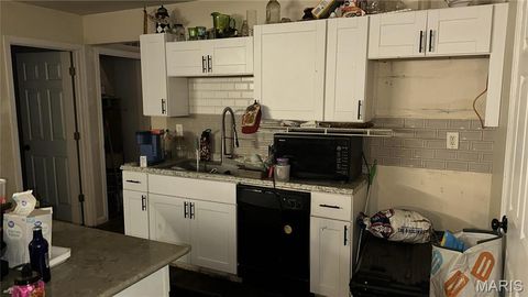 Tiny photo for 330 Julie Court, Elsberry, MO 63343 (MLS # 25057421)