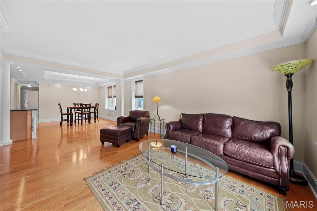 116 N Central Avenue 2S