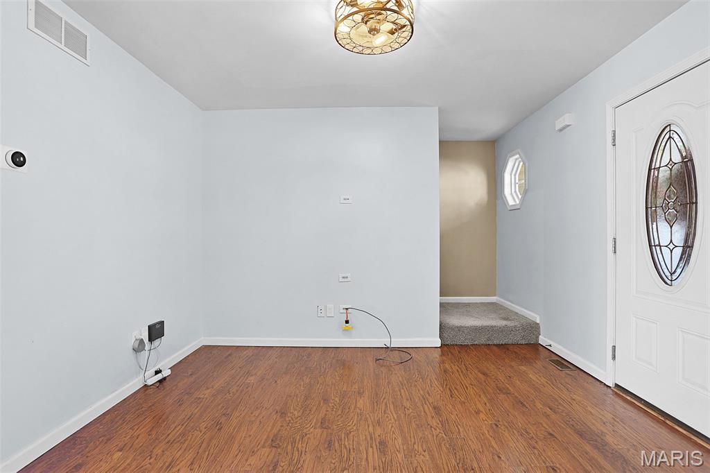 240 S Ridge Court