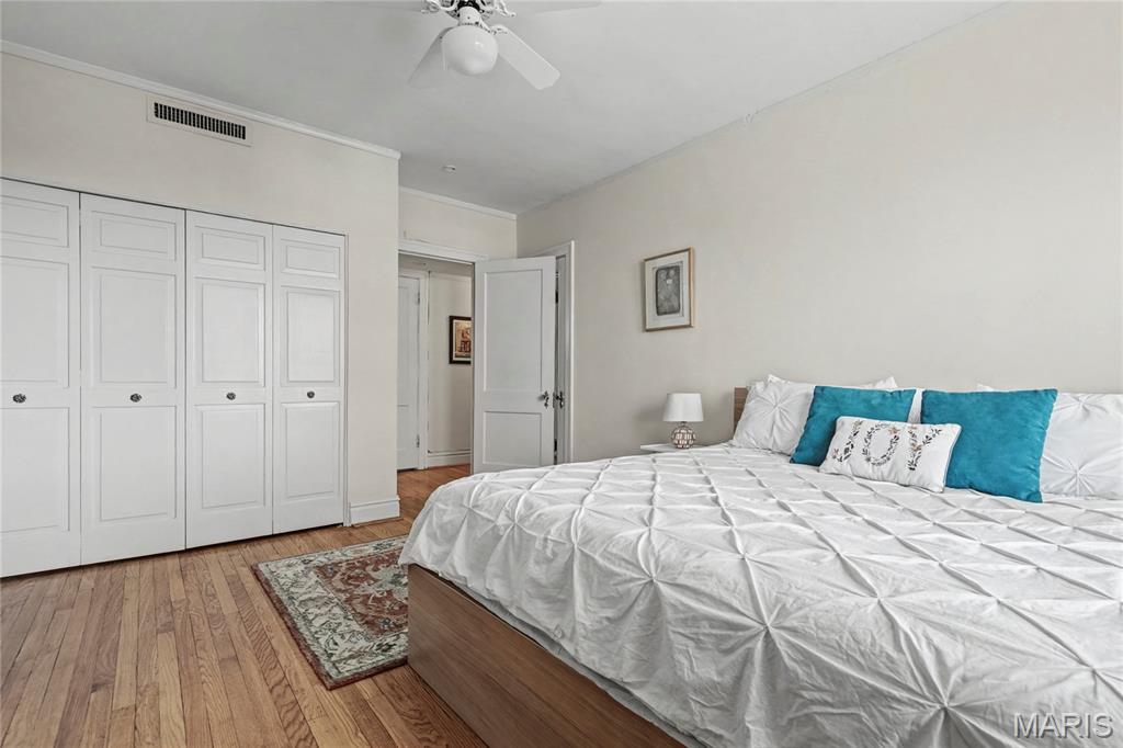 Versailles Condo - Residential