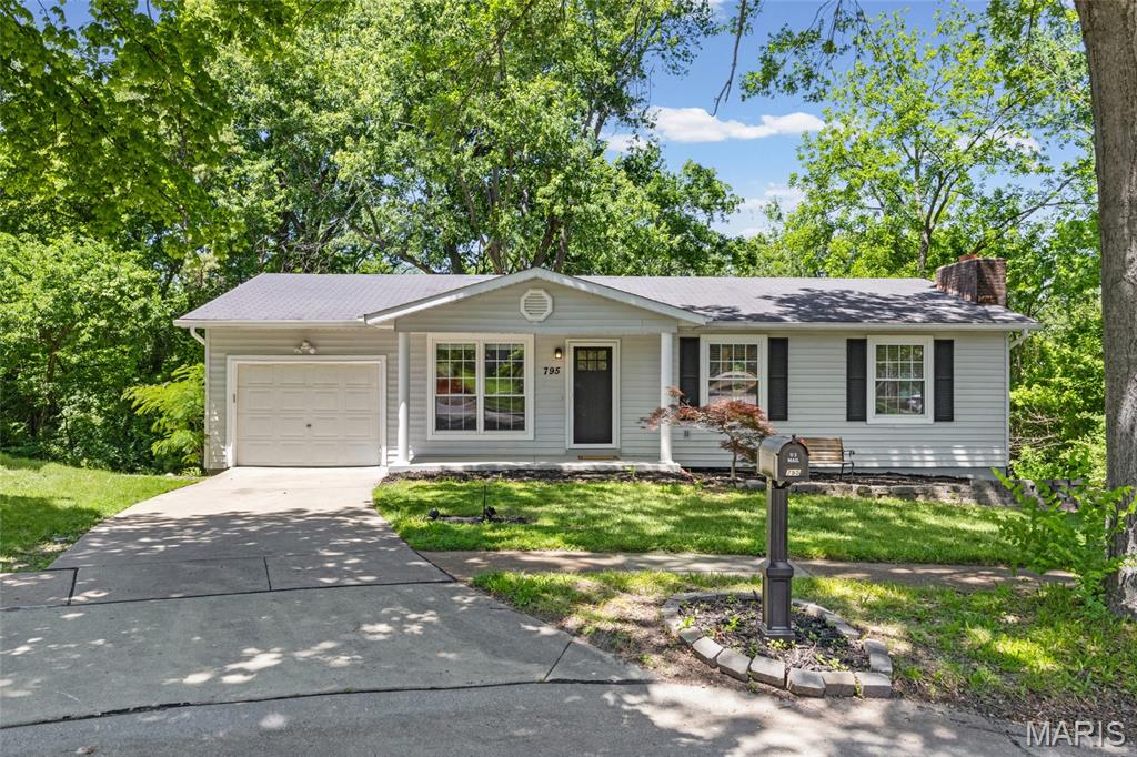 Creekwood Manor - Residential