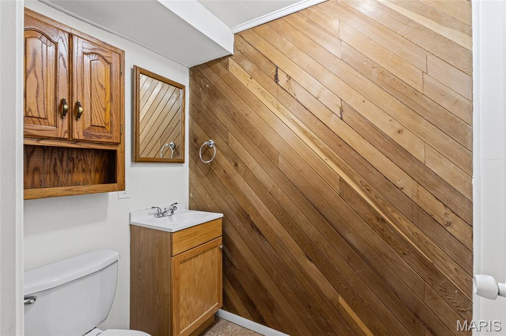 Creekwood Manor - Residential