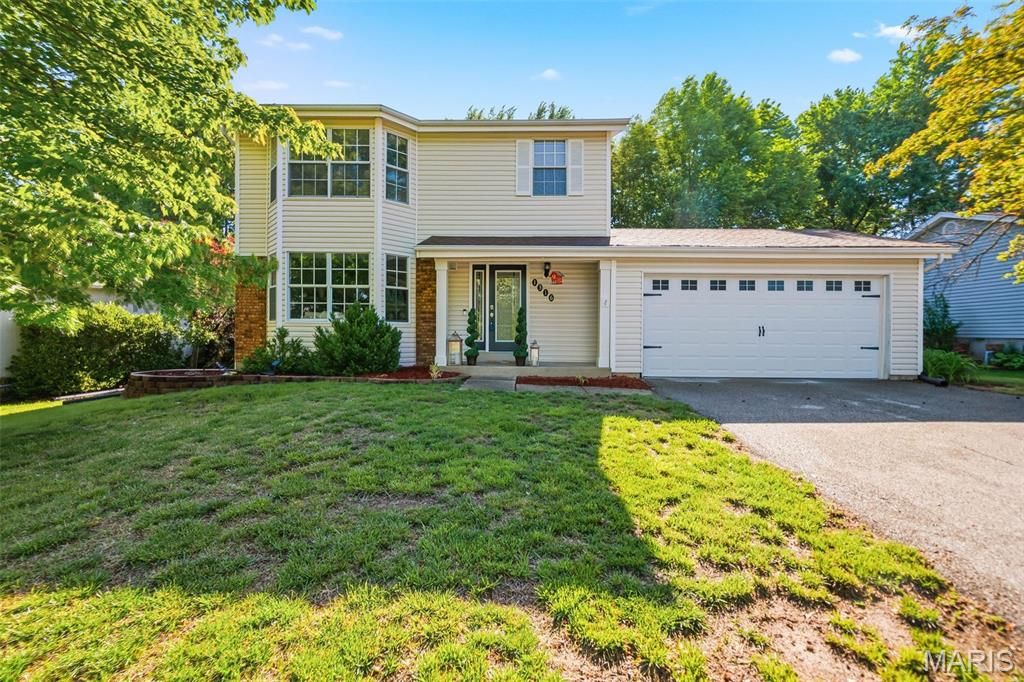 Photo of 1316 Whispering Ridge Lane, St Peters, MO 63376 (MLS # 26020790)