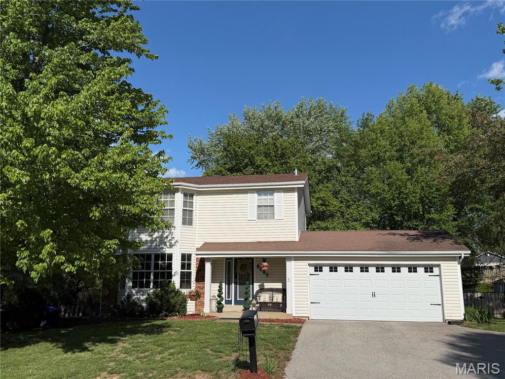 1316 Whispering Ridge Lane