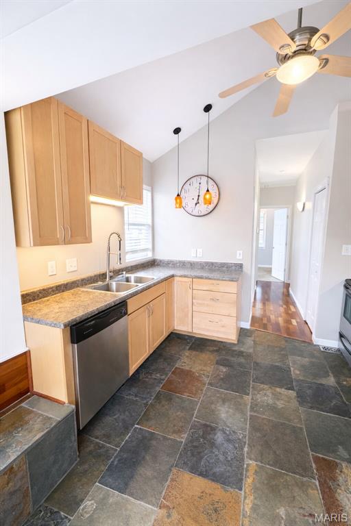 Rannells Add To Maplewood - Residential Lease