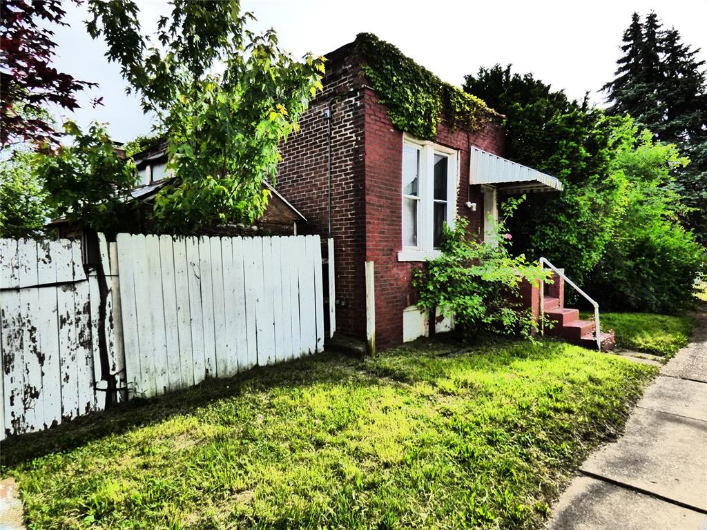 4448 -4458 Swan Ave