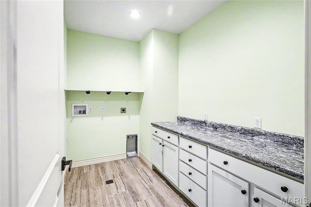 South Wind 4 - Residential