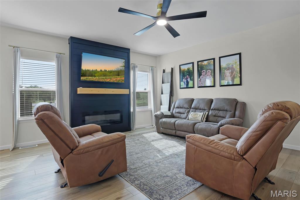 2301 Peyton's Place