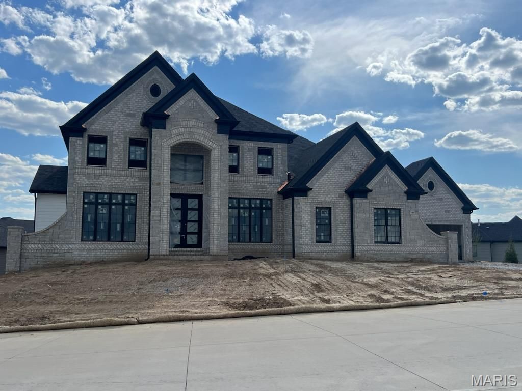 Photo of 744 Silver Buck Lane, Chesterfield, MO 63005 (MLS # 23023025)