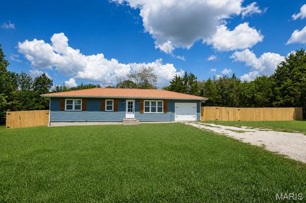 804 E MAIN ST, RICHLAND, MO 65556 - Image 23eefdb3df34a1fe22ecf8d218511c20/1403629848