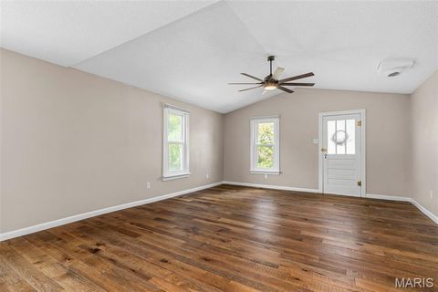 Tiny photo for 542 W Cherry Street, Winfield, MO 63389 (MLS # 25062433)