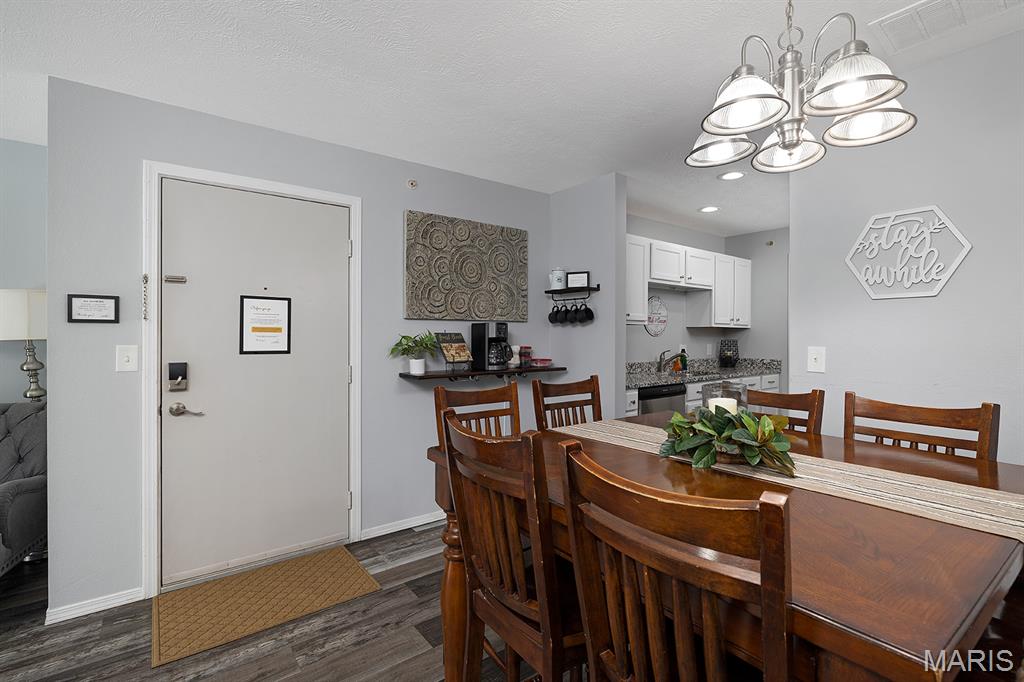 The Vineyard Condominiums - Residential