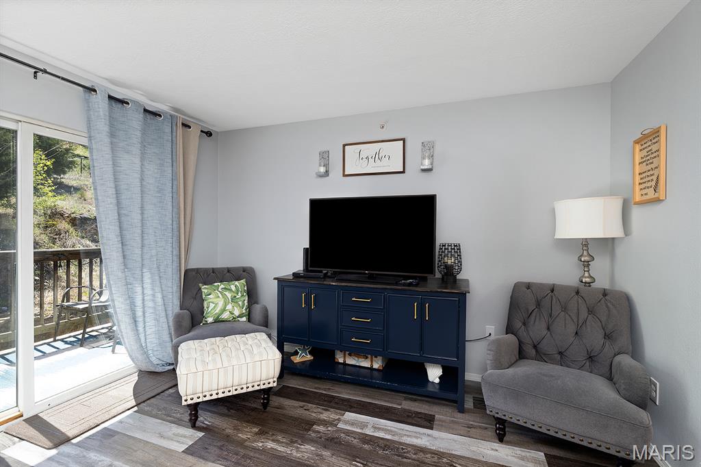 The Vineyard Condominiums - Residential