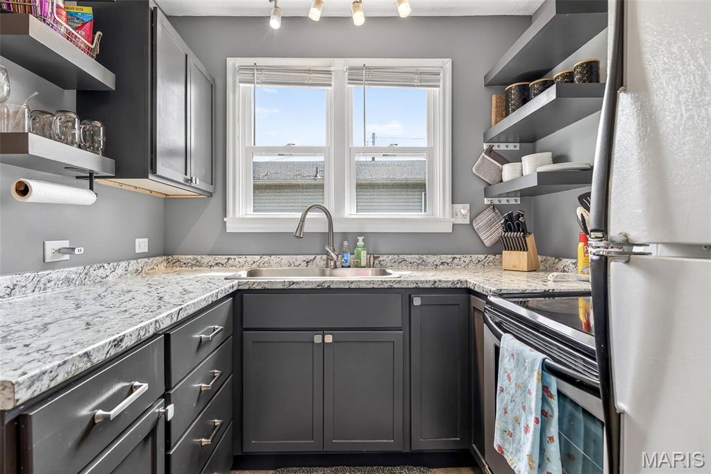 Lewis Lucas 4th Add - Residential