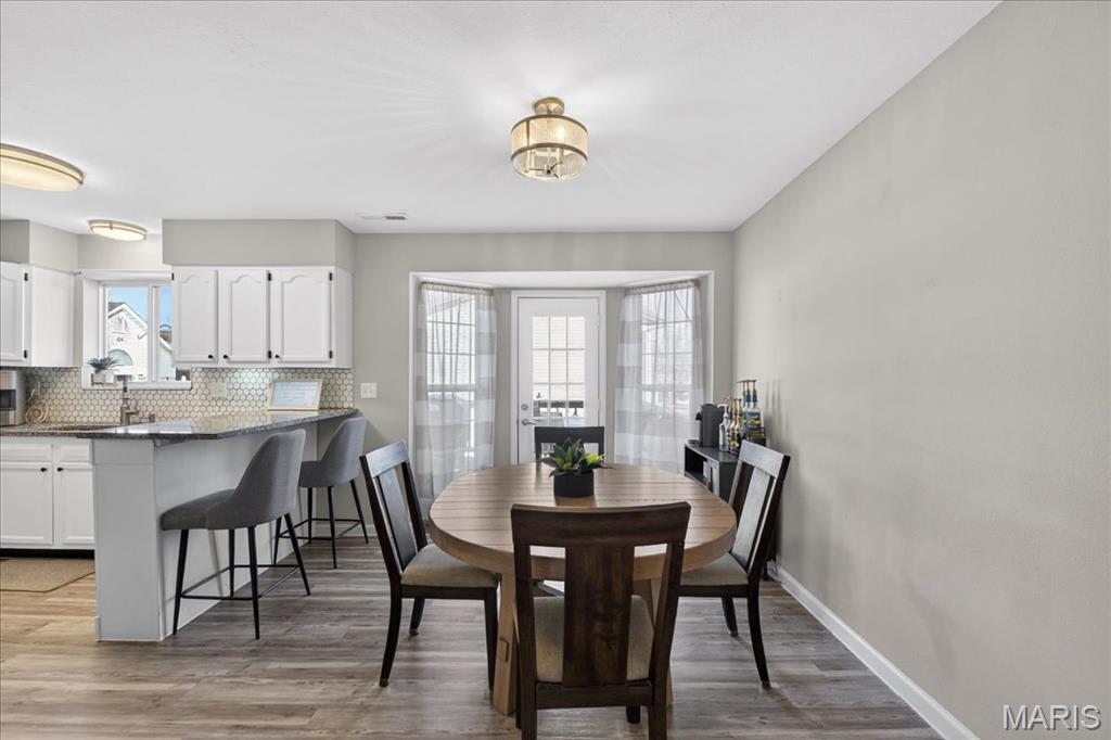 Sunset Ac Condos #8 Ph1 - Residential