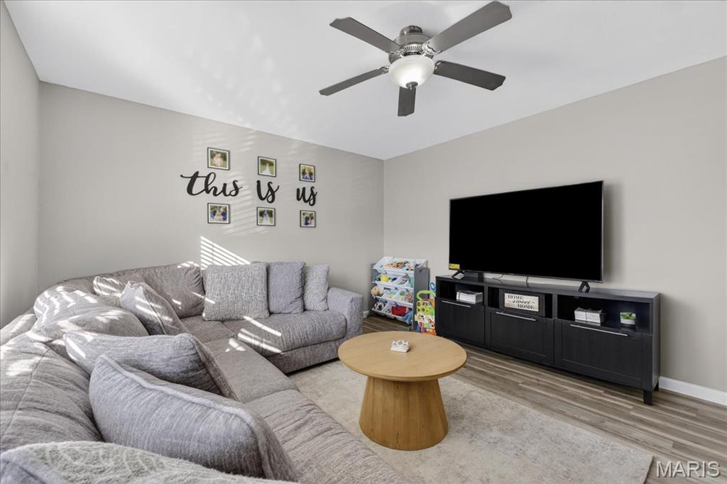 Sunset Ac Condos #8 Ph1 - Residential