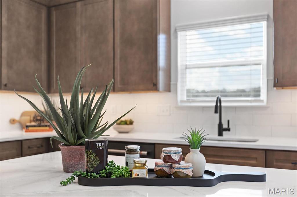 Polo Grounds Manors - Residential