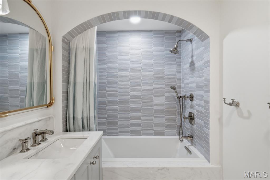 Section 25-45-3 Bdy Adj - Residential