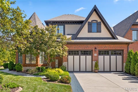 Photo of 2 Upper Conway Lane, Chesterfield, MO 63017 (MLS # 26058991)