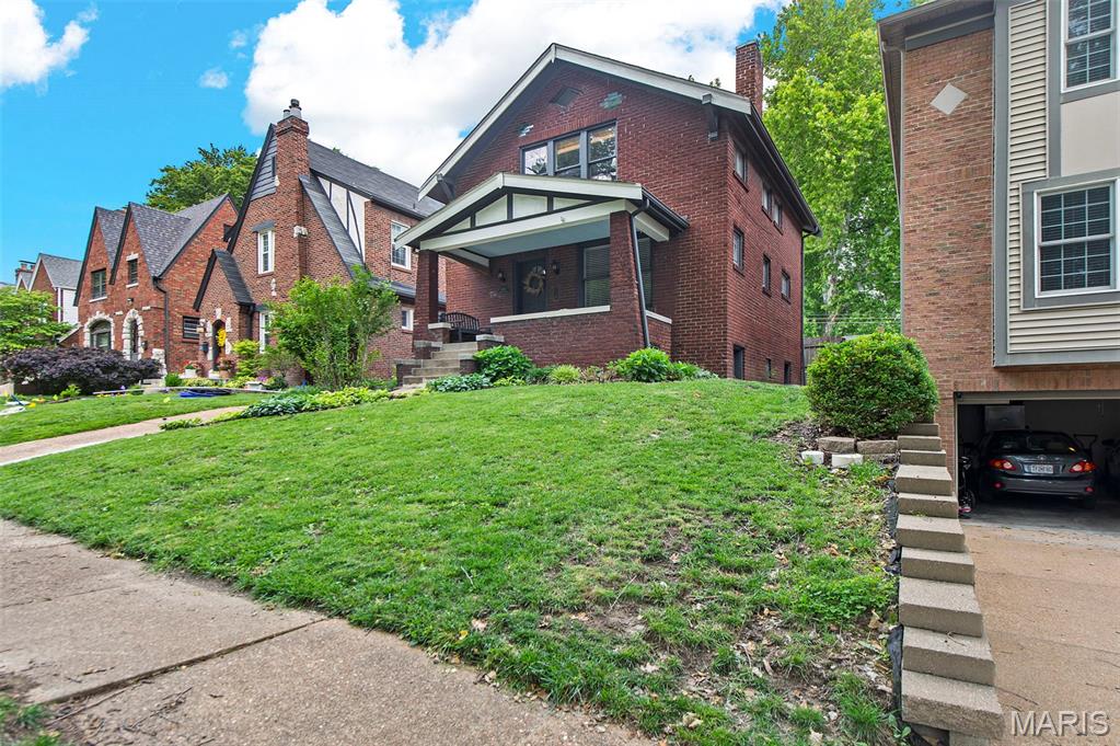 University Terrace - Residential