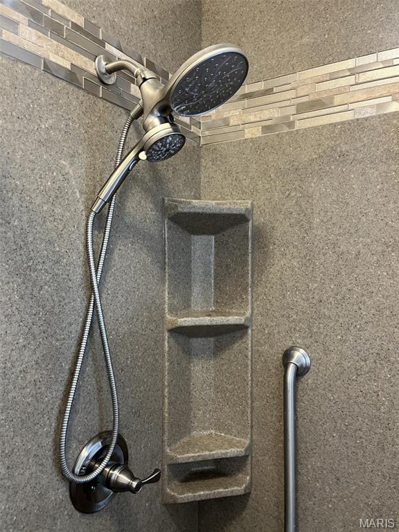 St Peters, Missouri 63366, United States, 4 Bedrooms Bedrooms, ,4 BathroomsBathrooms,Residential,Active,221839