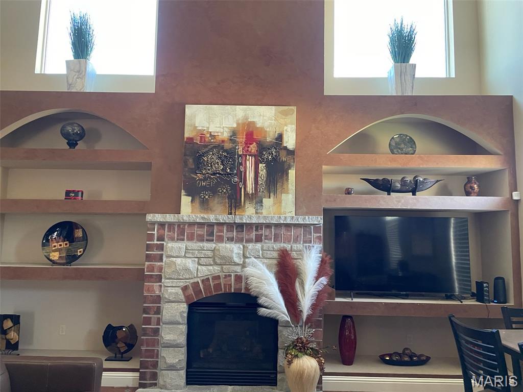 St Peters, Missouri 63366, United States, 4 Bedrooms Bedrooms, ,4 BathroomsBathrooms,Residential,Active,221839