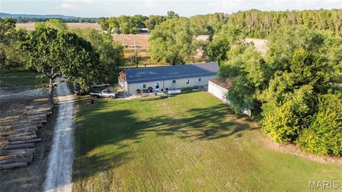 697 E Bims Road Brussels IL 62013