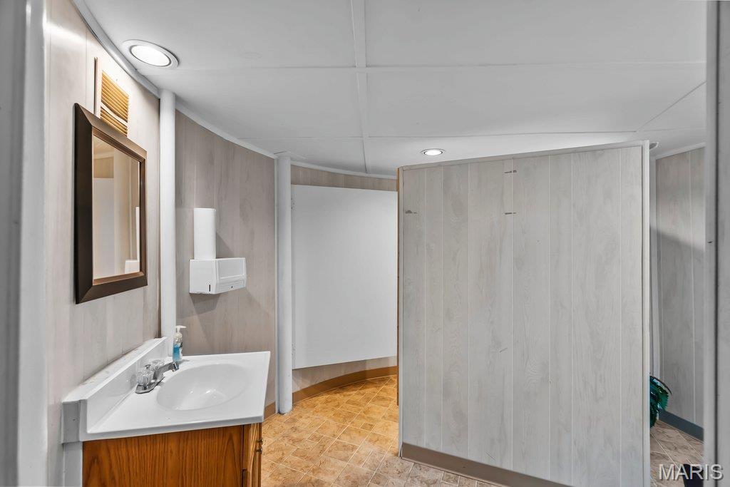 N/A - Commercial Sale