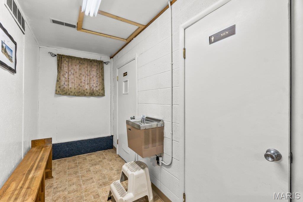 N/A - Commercial Sale