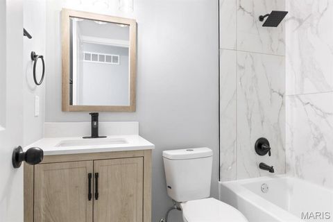 Tiny photo for 815 Ariege Drive, Creve Coeur, MO 63141 (MLS # 26011856)