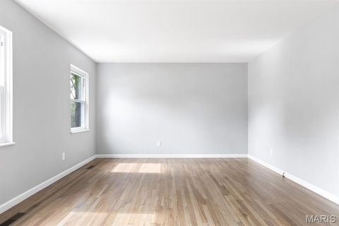 Tiny photo for 815 Ariege Drive, Creve Coeur, MO 63141 (MLS # 26011856)