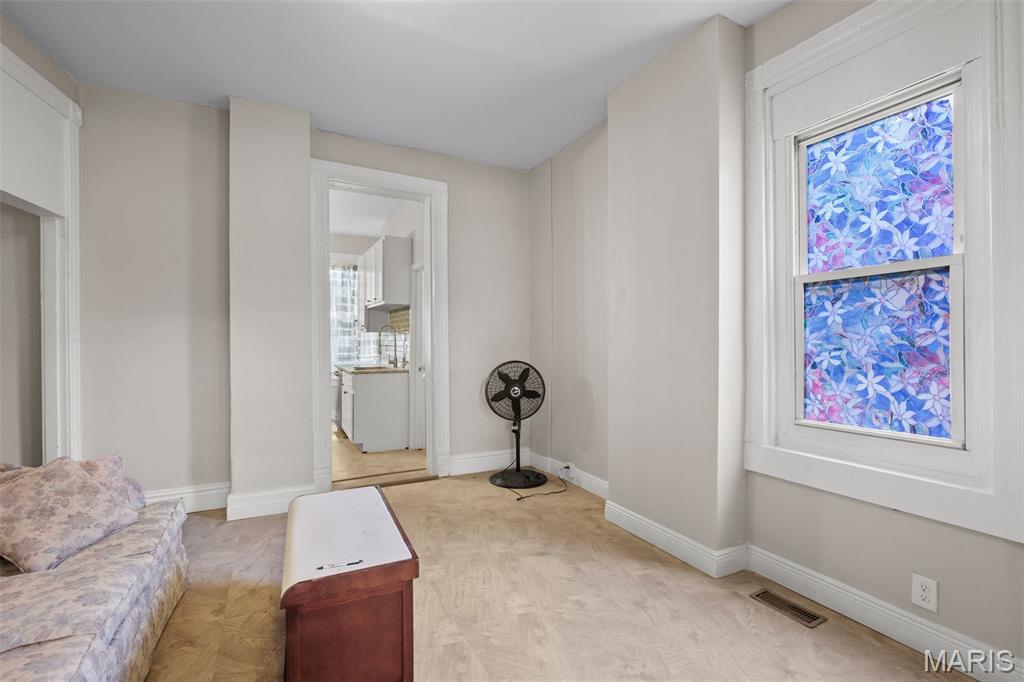 St Louis Commons Add - Residential