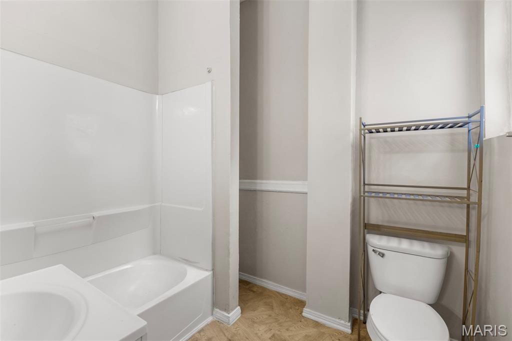 St Louis Commons Add - Residential