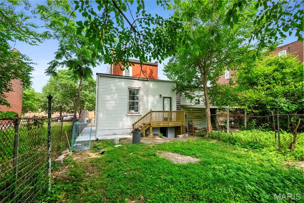 St Louis Commons Add - Residential