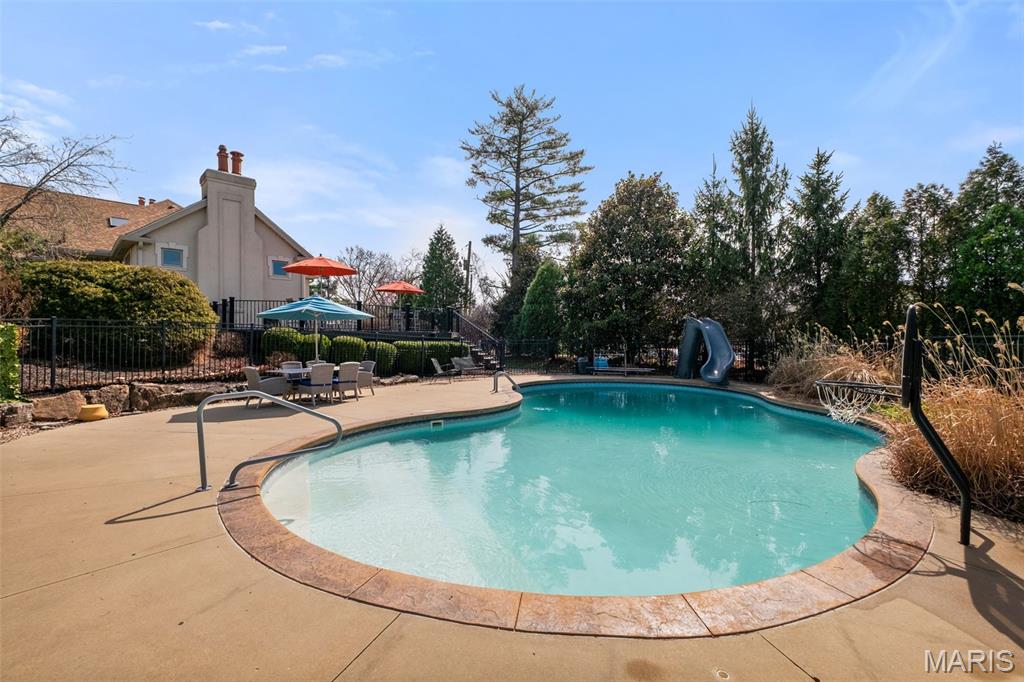 Ladue Meadows 2 - Residential