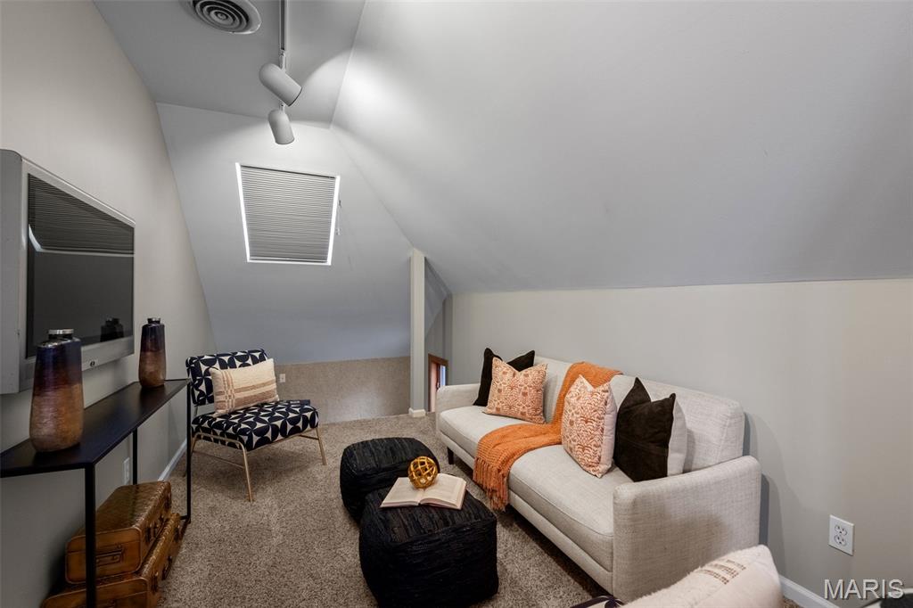 Ladue Meadows 2 - Residential