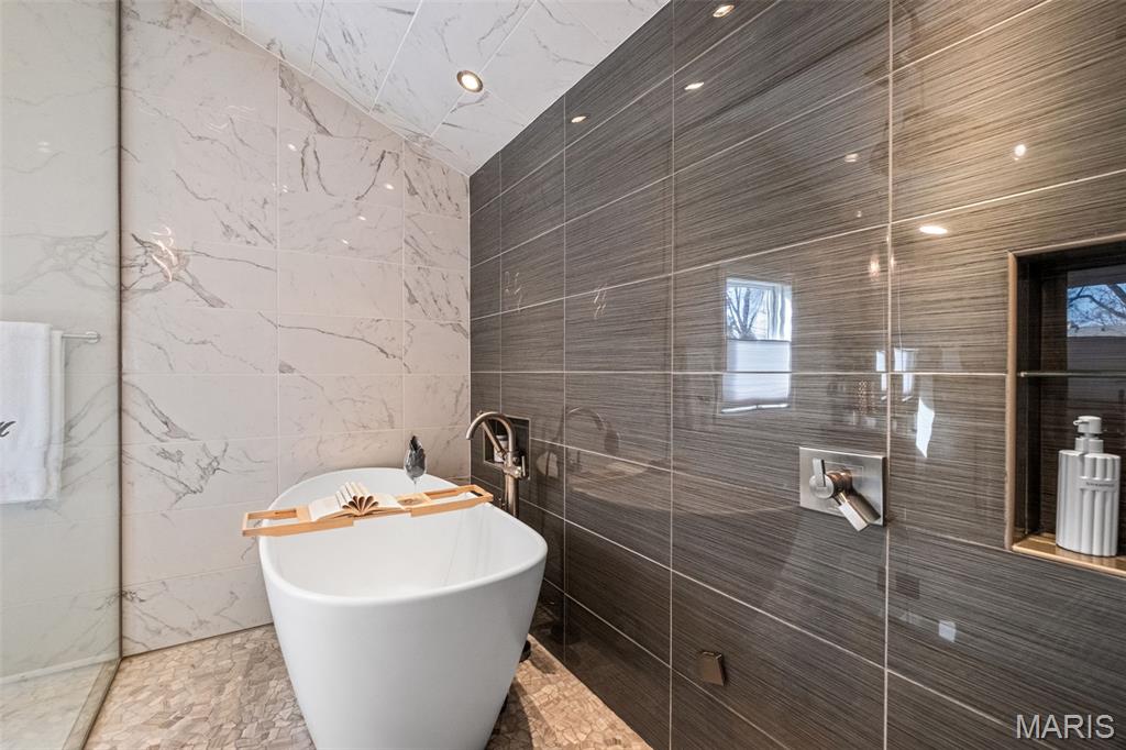 Ladue Meadows 2 - Residential